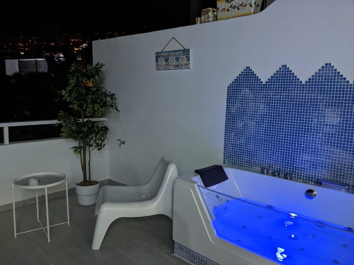 Jacuzzi Suite, Sueno De Pakito Costa Adeje  ภายนอก รูปภาพ