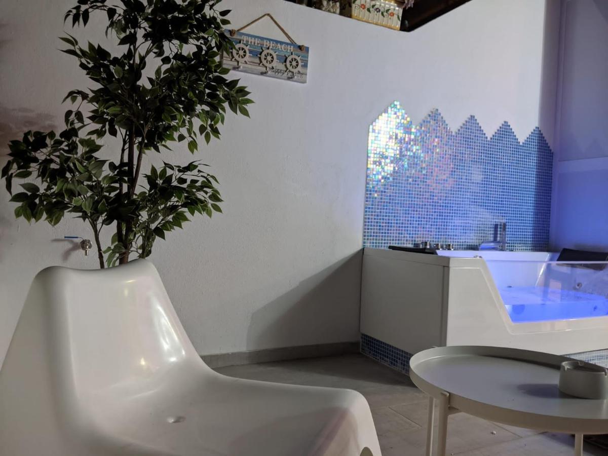 Jacuzzi Suite, Sueno De Pakito Costa Adeje  ภายนอก รูปภาพ